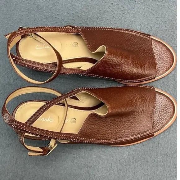 Clarks Tobacco Brown Leather Classy Ankle Strap Sandals Size 7 / 7.5 - Picture 6 of 8
